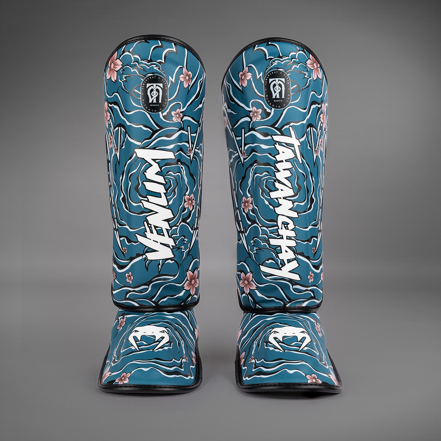 Venum x Tawanchay Shinguards Blue/White - Venum Asia