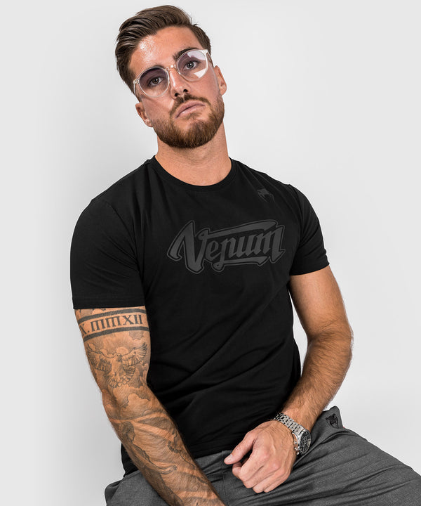 Venom Classic Long Sleeve Compression Shirt - NOVELTY LEAGUE  Camiseta  masculina, Produtos para homem, Camisetas de academia