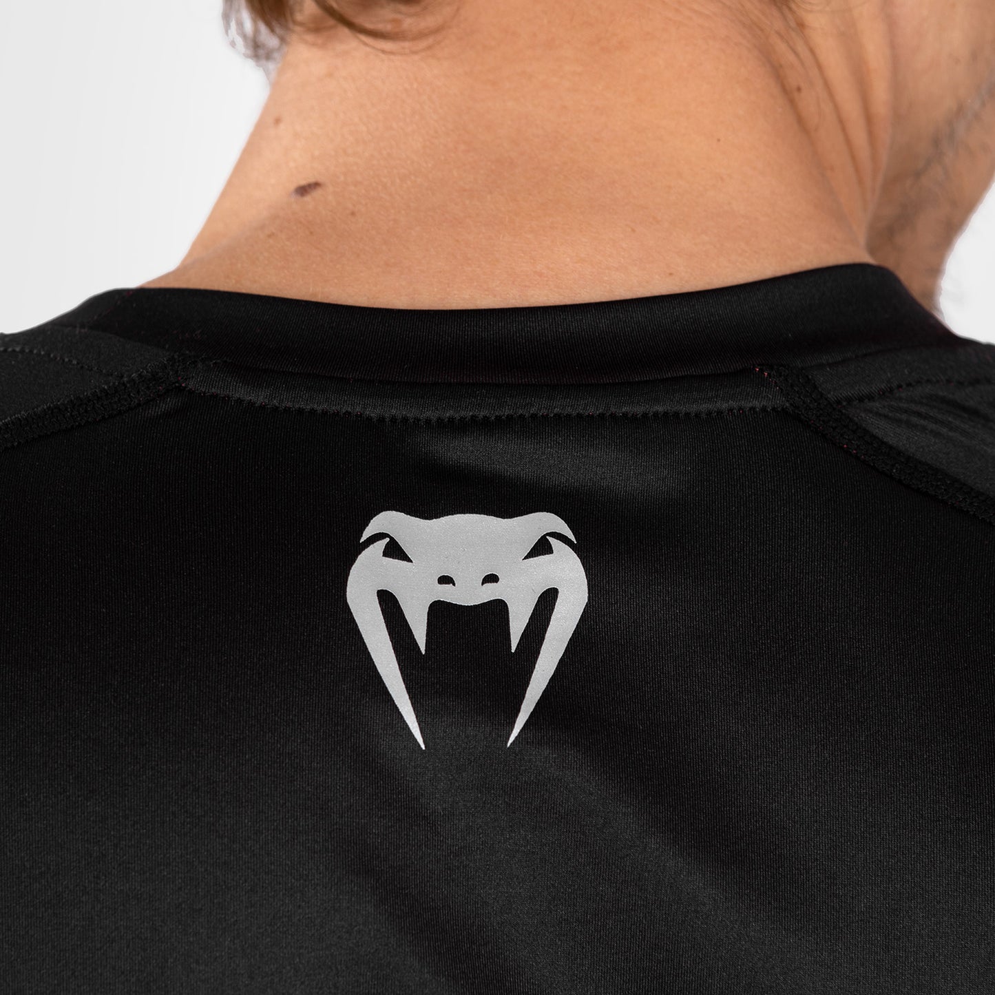 UFC Venum Performance Institute 2.0 Men’s Dry-Tech Shirt - Black/Red