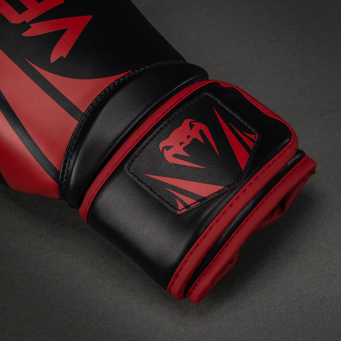 Venum Challenger 2.5 Boxing Gloves – Black/Red