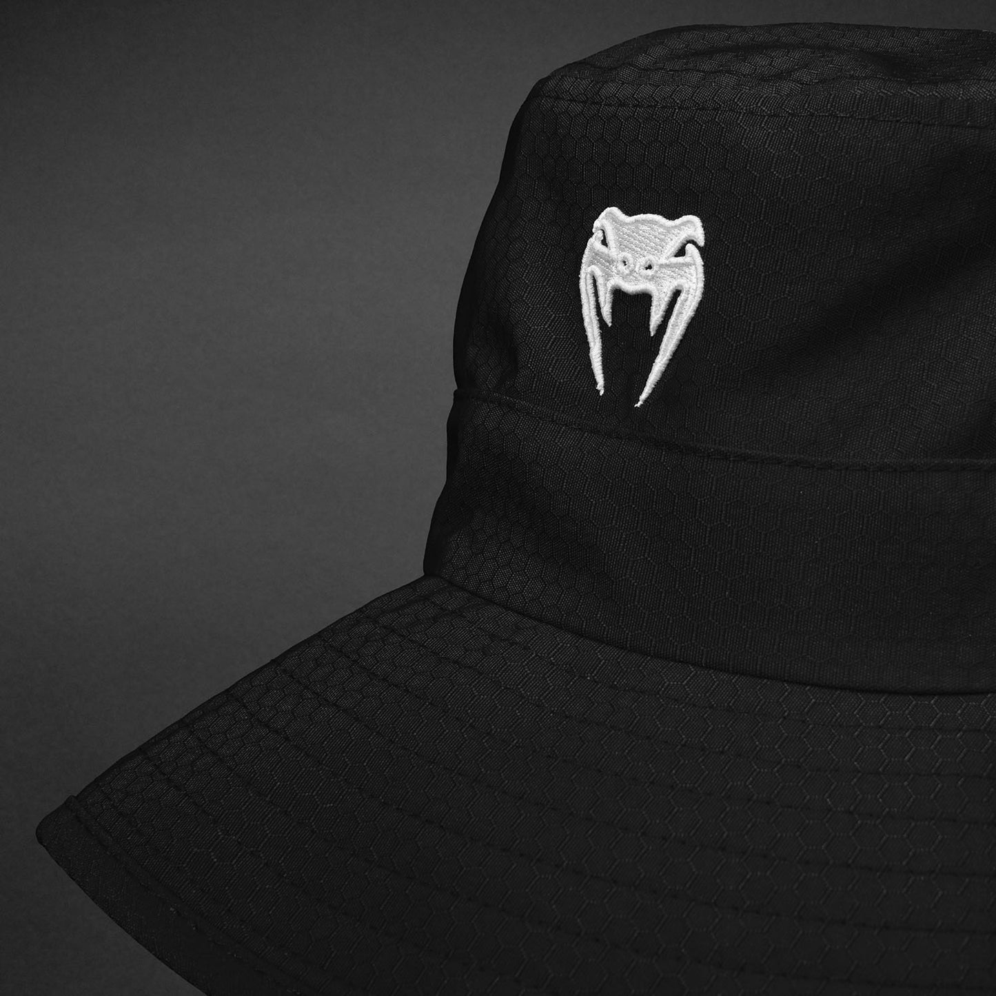 Venum Lineup Bucket Hat - Black/White