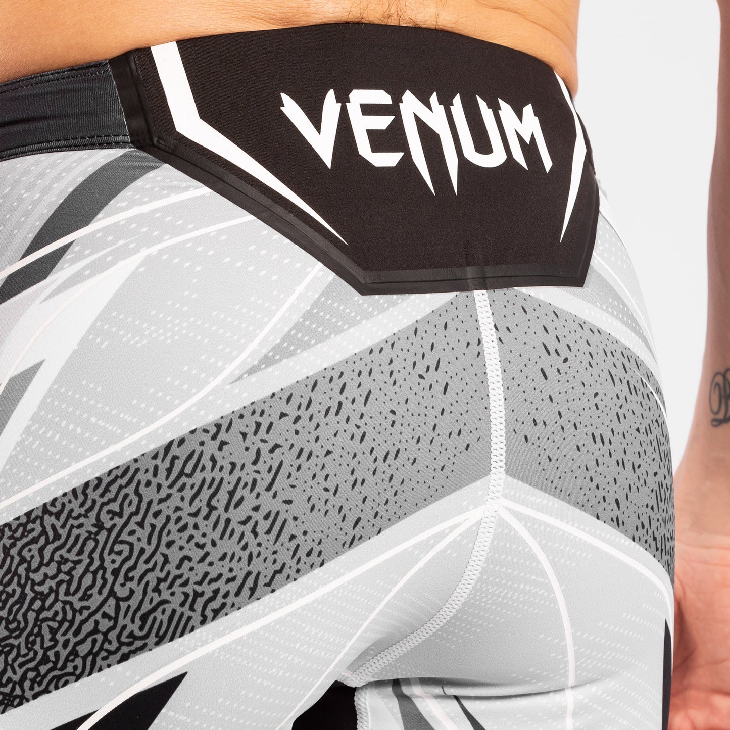 UFC Venum Authentic Fight Night Men's Vale Tudo Shorts - Short Fit - White