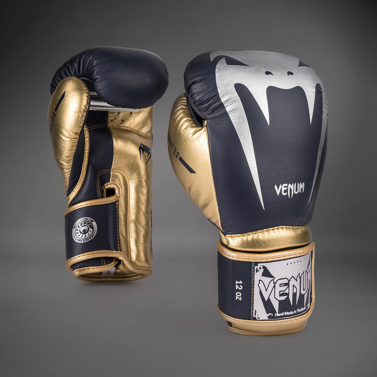 Venum Giant 3.0 ボクシンググローブ ナッパレザー本革製16oz Amazon.co.jp: 【VENUM】 ボクシンググローブ Giant 3.0