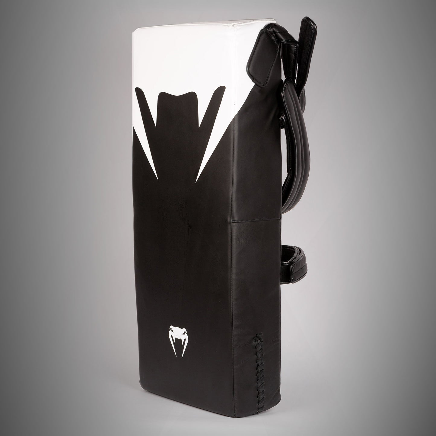 Venum Satchel Kick Shield - Black/White