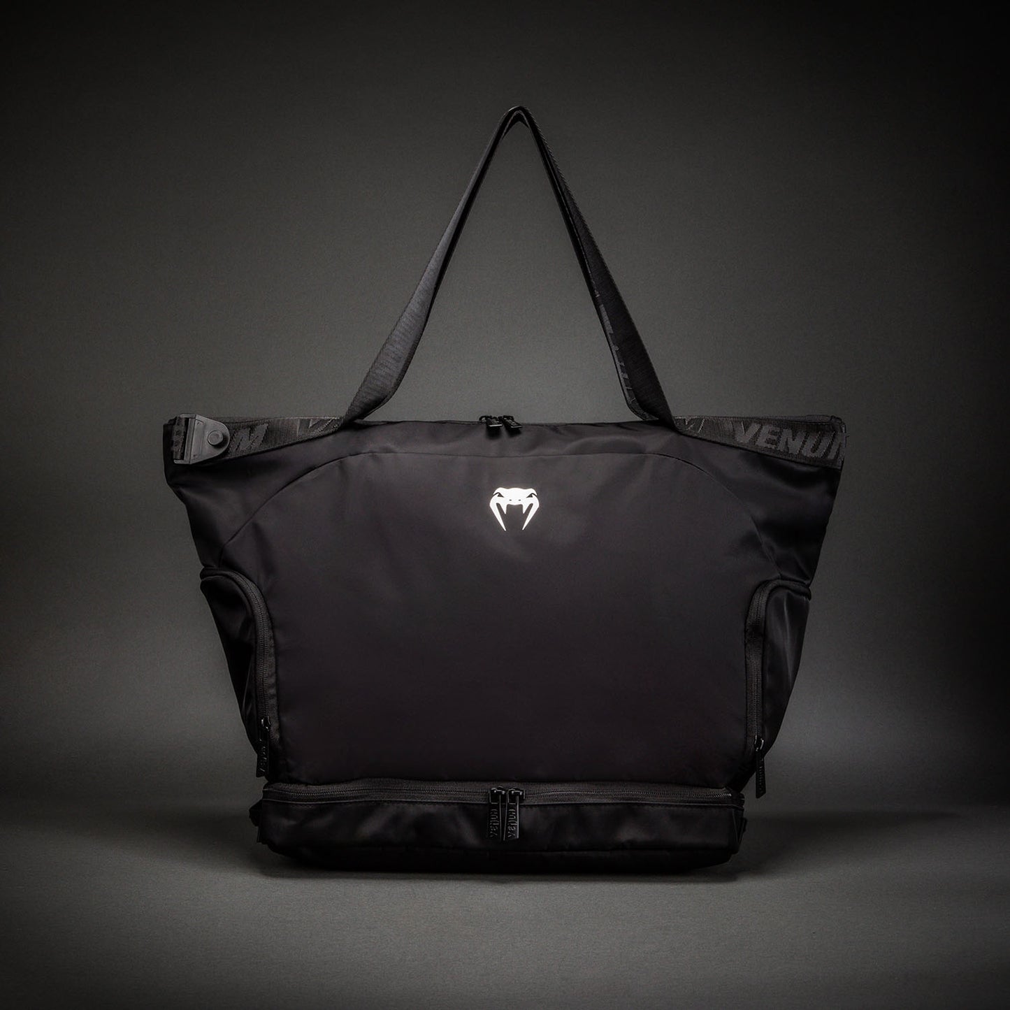 Venum Essential Sports Bags - Black