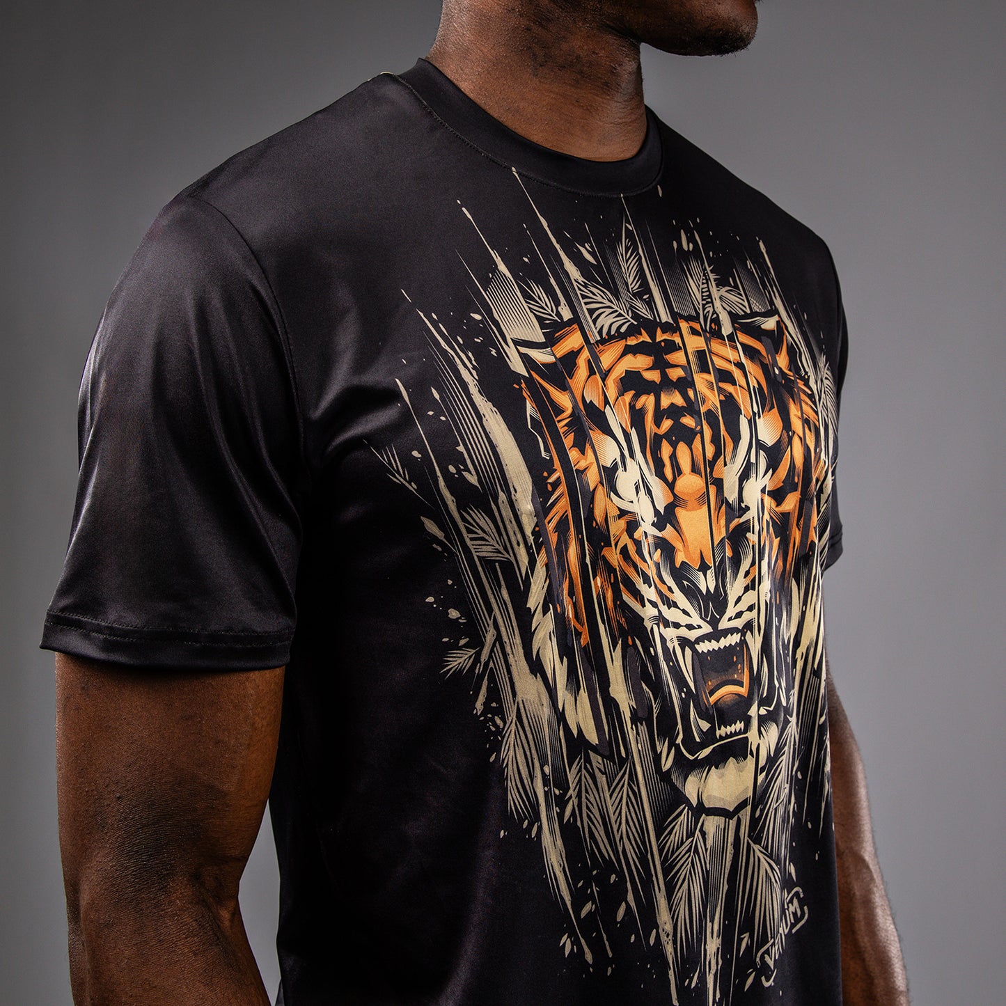 Venum Tiger Men's Dry Tech T-Shirt - Black/Neon Orange