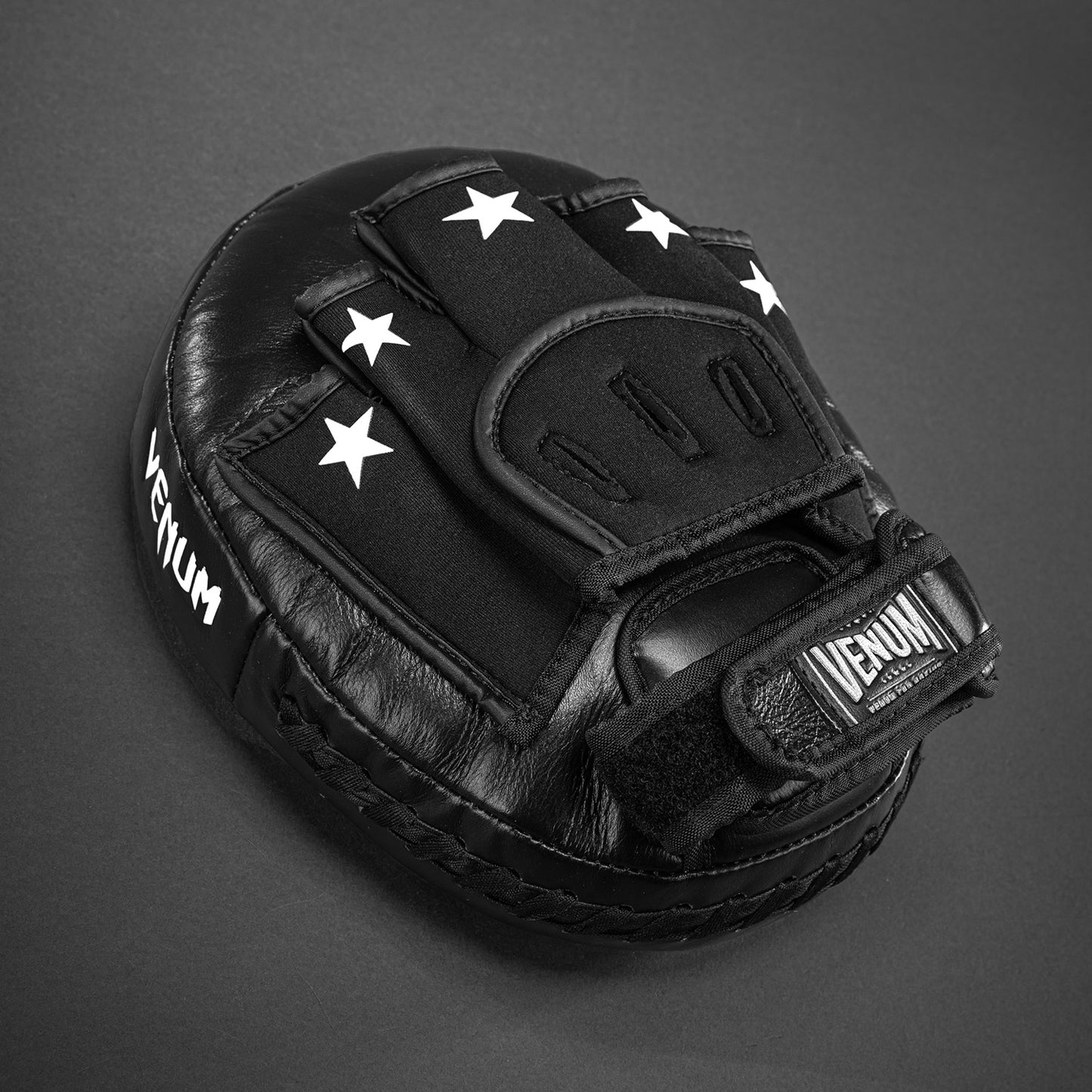 Venum Elite Focus Mitts (Pair) - Black/White