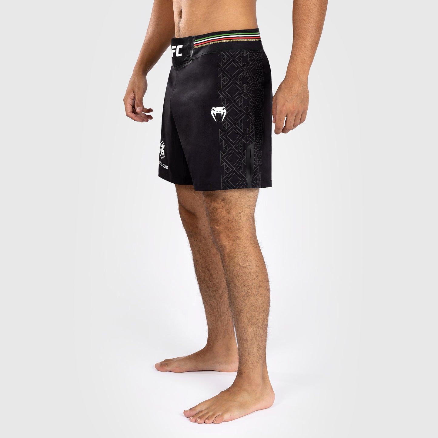 Noche UFC by Venum Authentic Fight Night Men’s Fight Short - Short Fit - Black