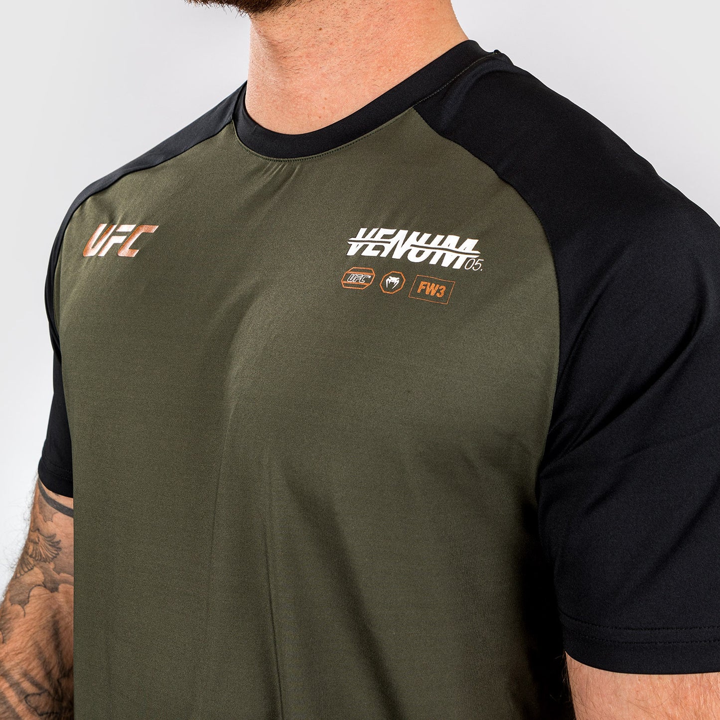 UFC Adrenaline by Venum Fight Week Men’s Dry-tech T-shirt - Khaki/Bronze