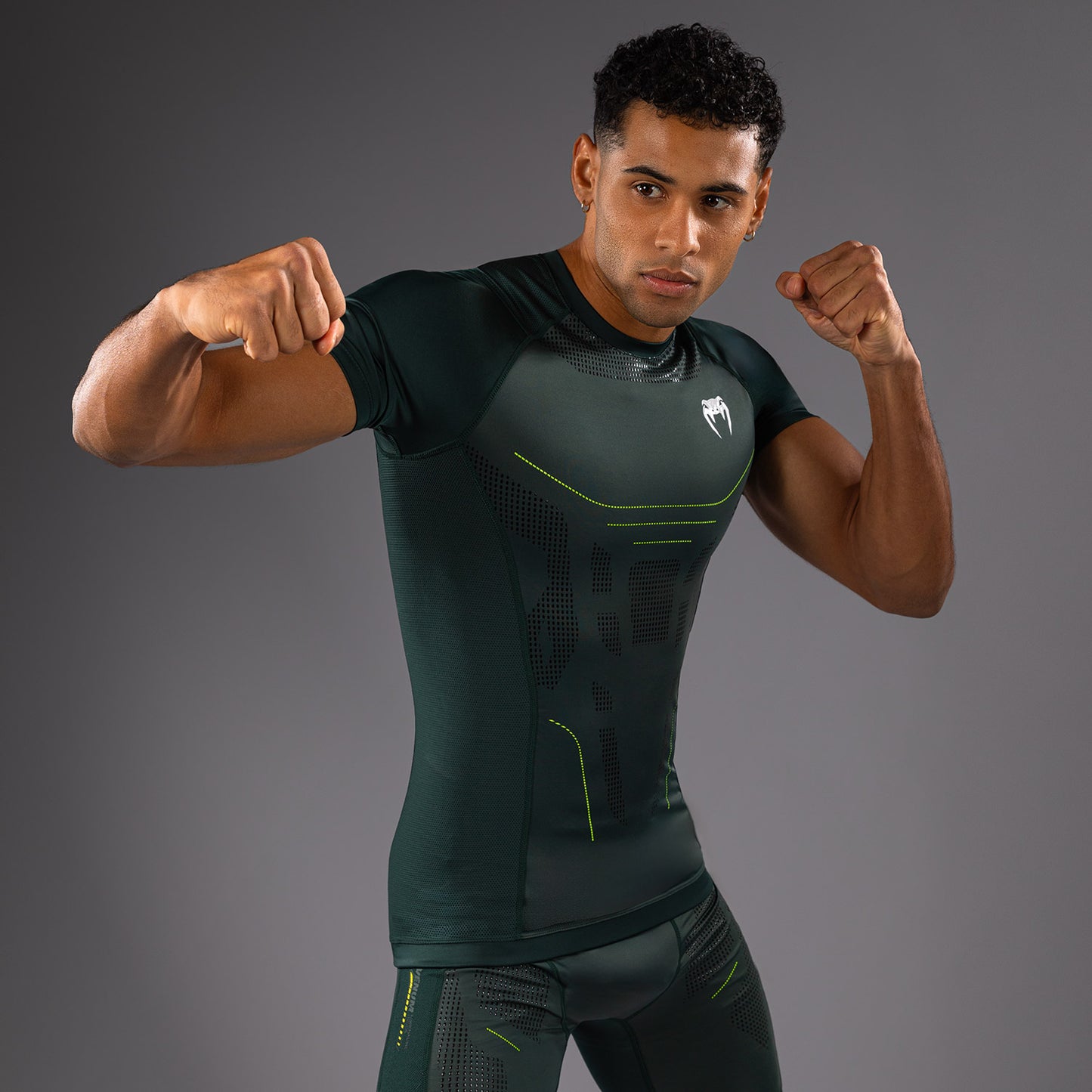 Venum Technical 3.0 Short Sleeve Rashguard - Forest Green