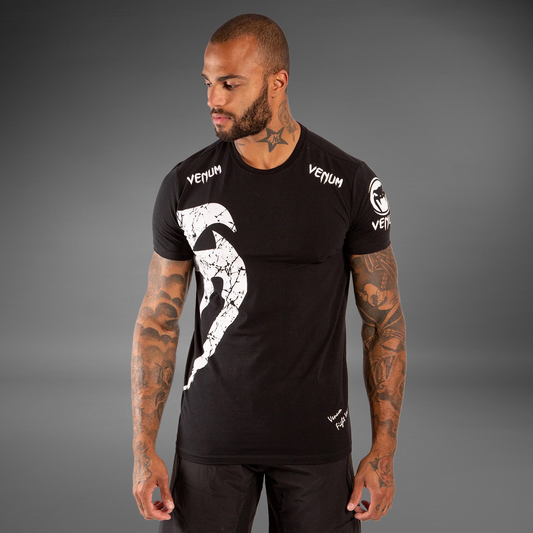 Venum Giant T-shirt - Black - Venum Asia