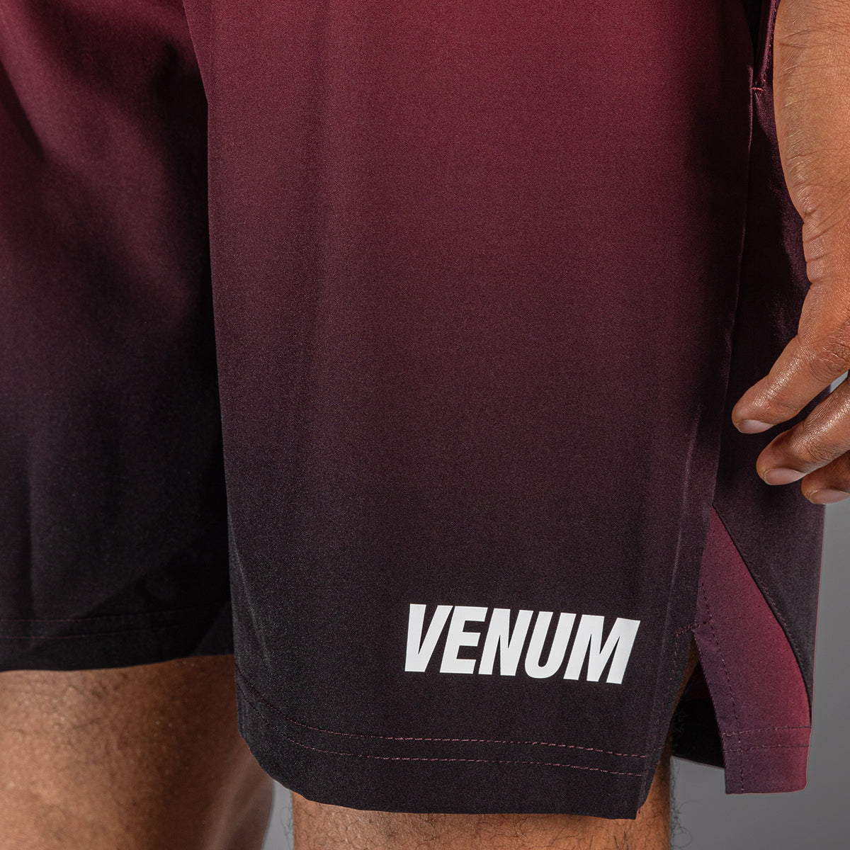 Venum Giant Shift Training Shorts - Black/Red