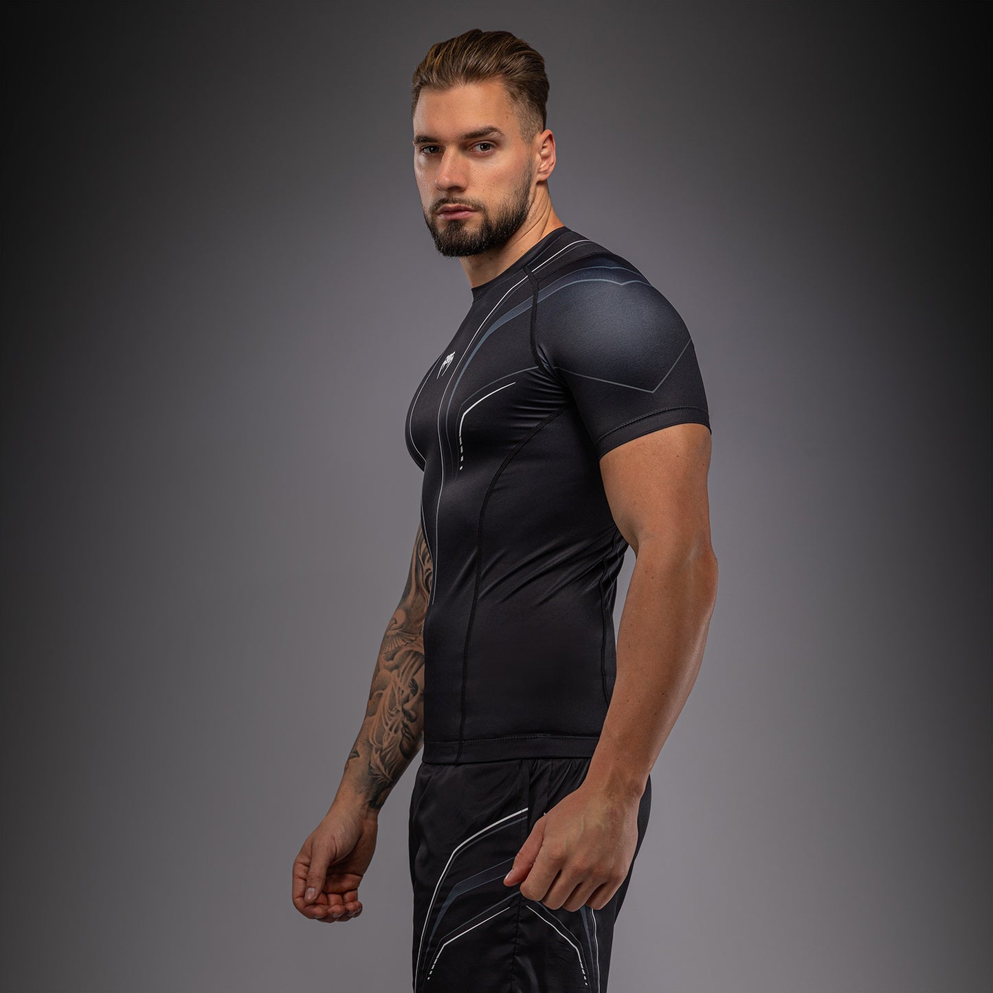 Venum Streamline Short Sleeve Rashguard - Black/White