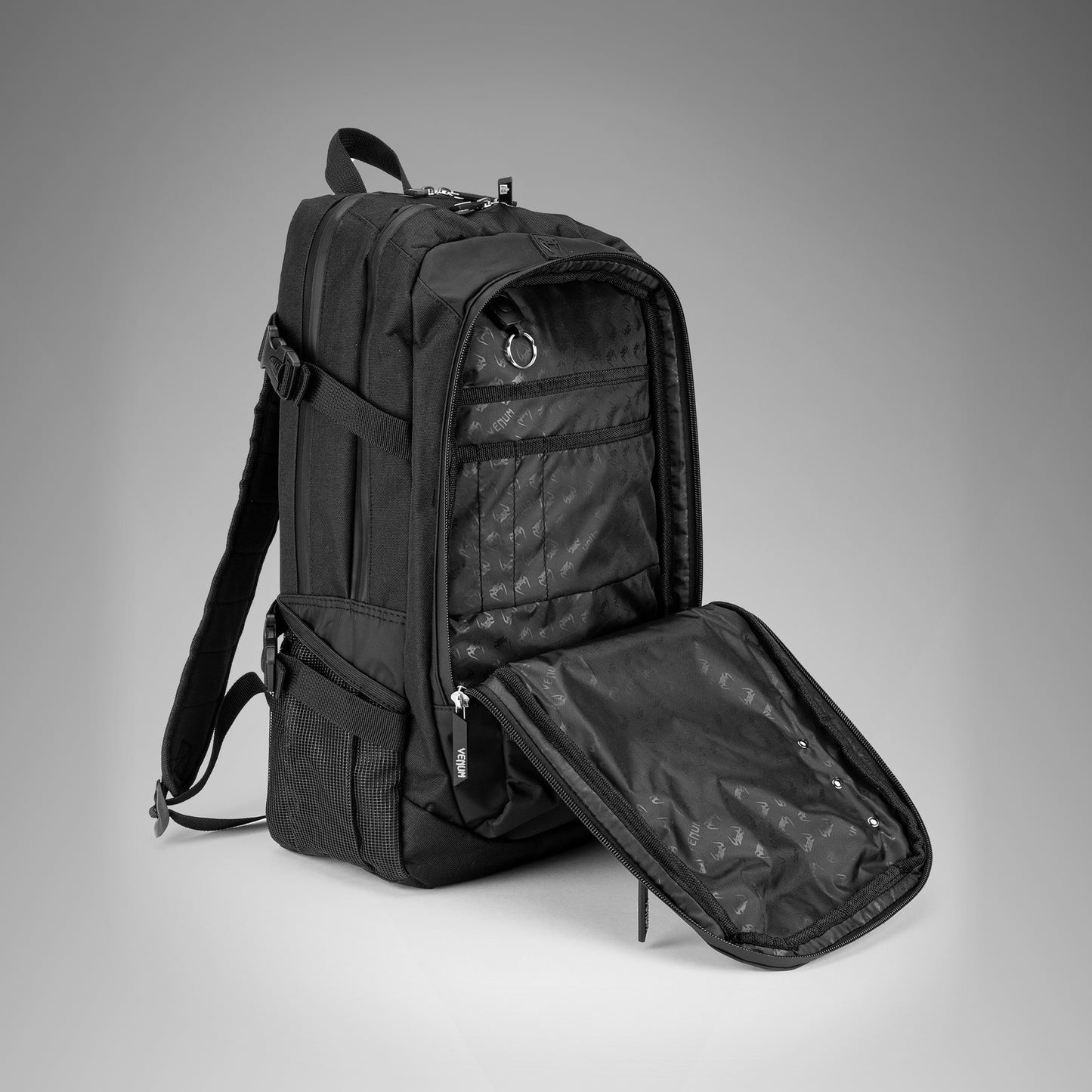 Venum Challenger Pro Evo BackPack (20-25L) - Black/White
