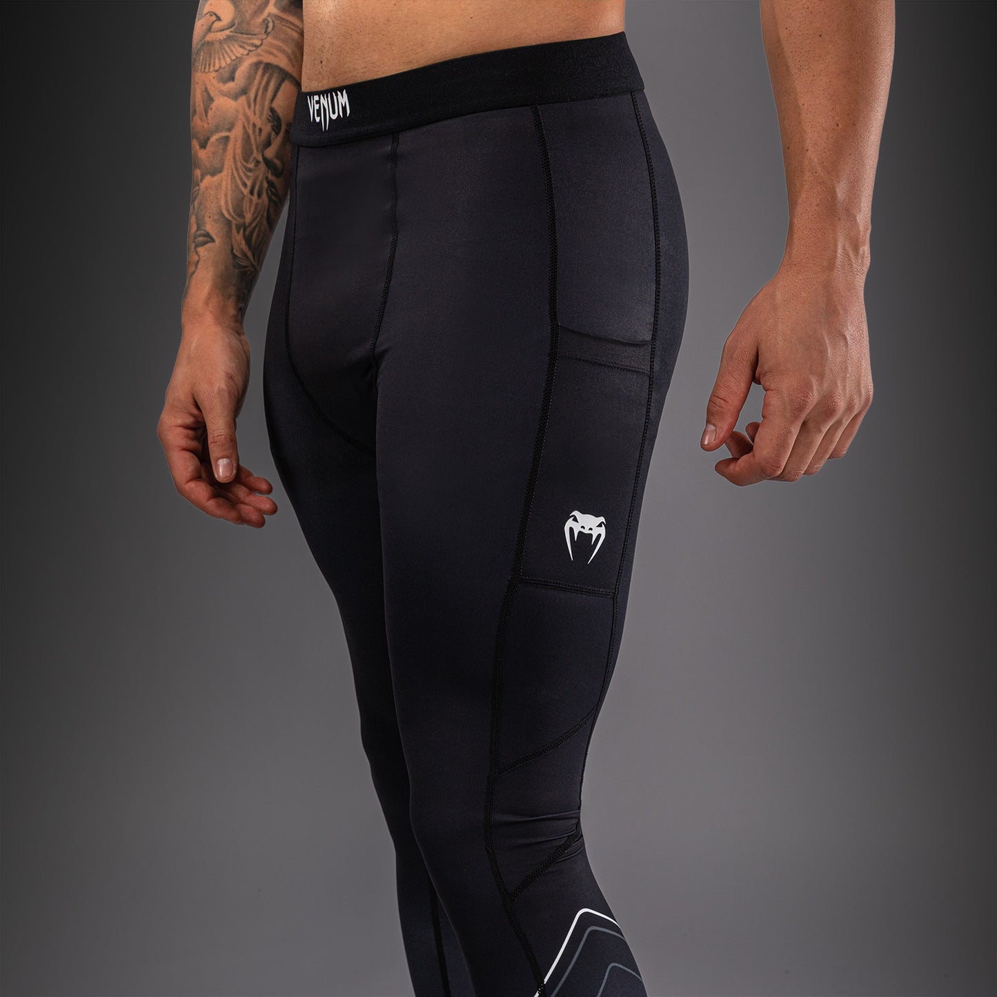 Venum Streamline Spats - Black/White