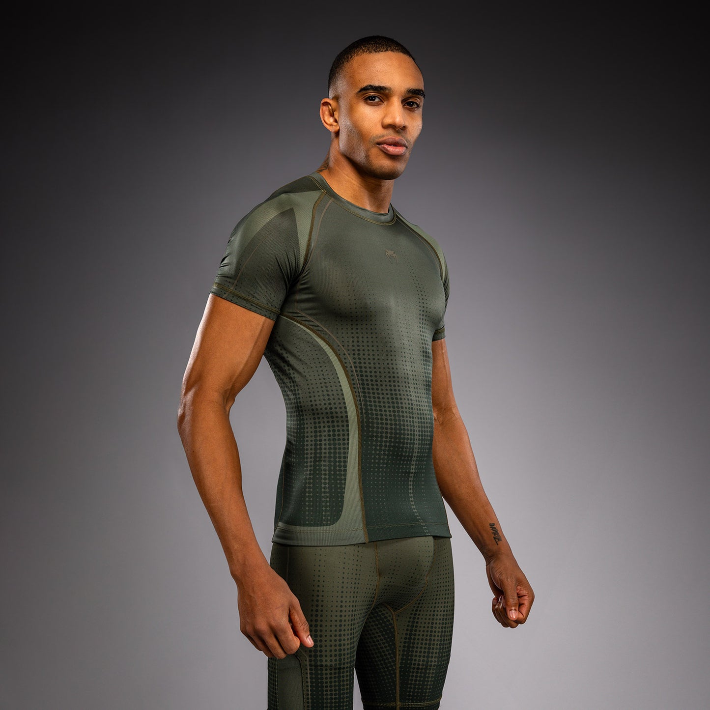 Venum Stealth Short Sleeve Rashguard - Khaki/Dark Green
