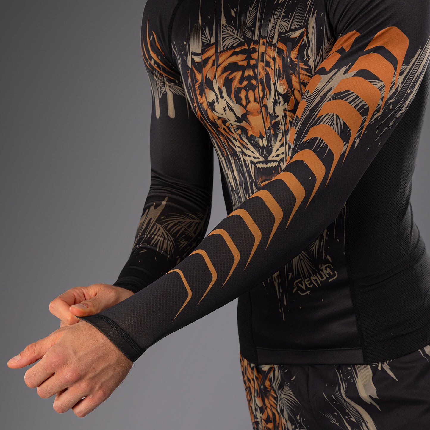 Venum Tiger Men's Long Sleeve Rashguard - Black/Neon Orange