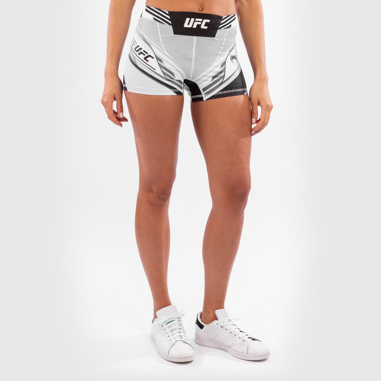 UFC Venum Authentic Fight Night Women's Vale Tudo Shorts - Short Fit - White