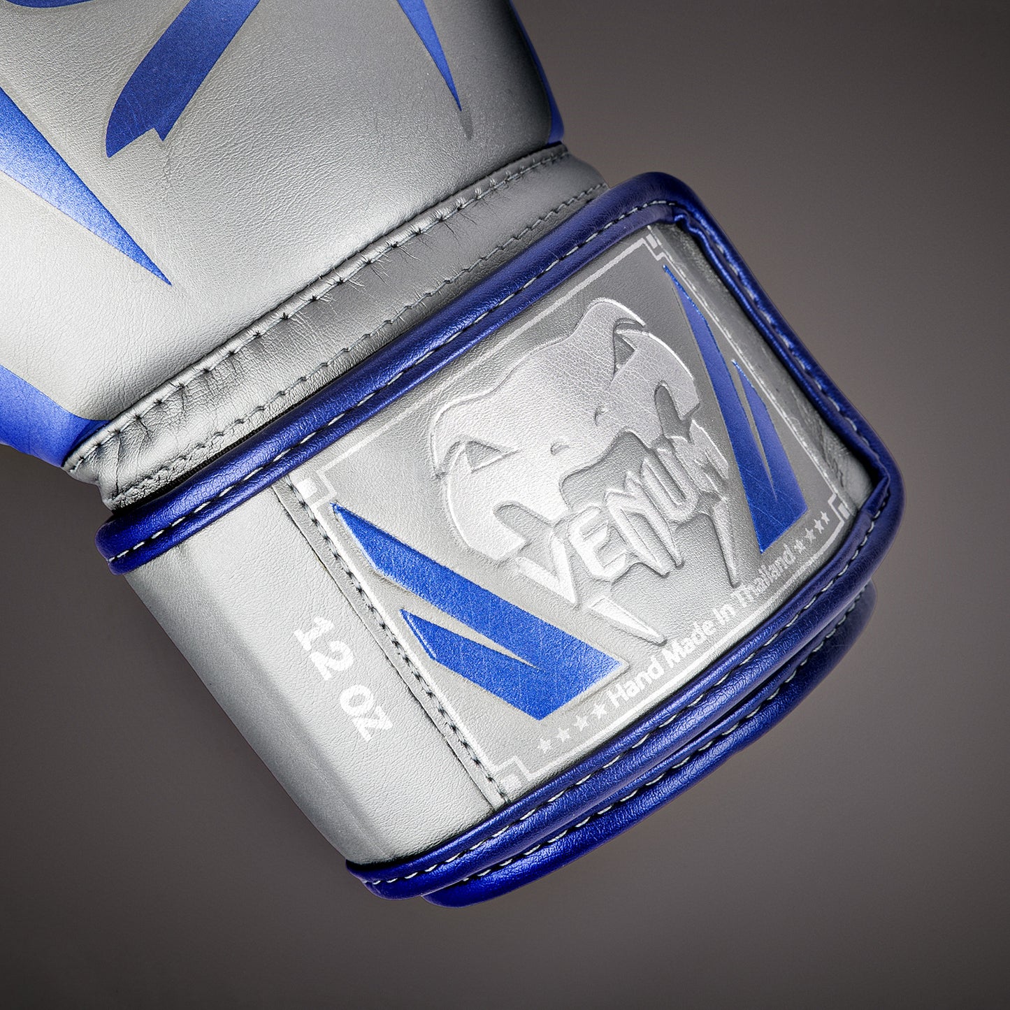 Venum Elite Boxing Gloves - Grey - Special Edition