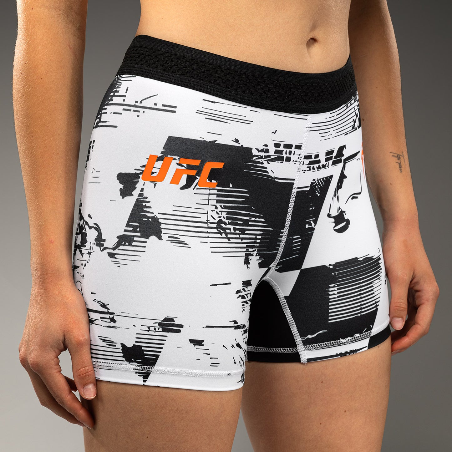 Women’s UFC Zenith by Venum White Authentic Fight Week Performance Vale Tudo Short
