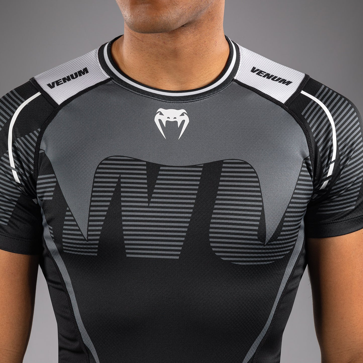 Venum Adrenaline Short Sleeve Rashguard - Black/Silver Grey