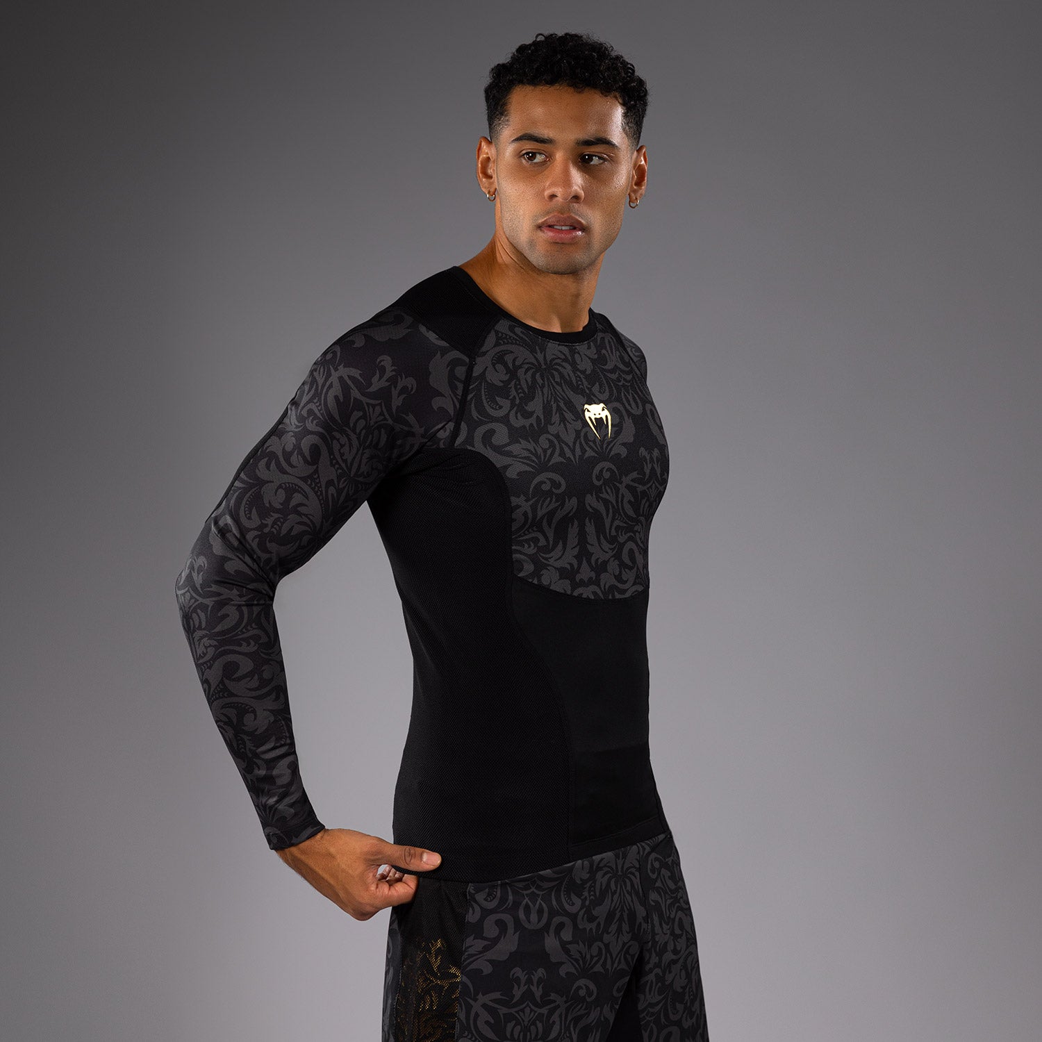Venum x Topuria Unmatched Edition Long Sleeve Rashguard - Black