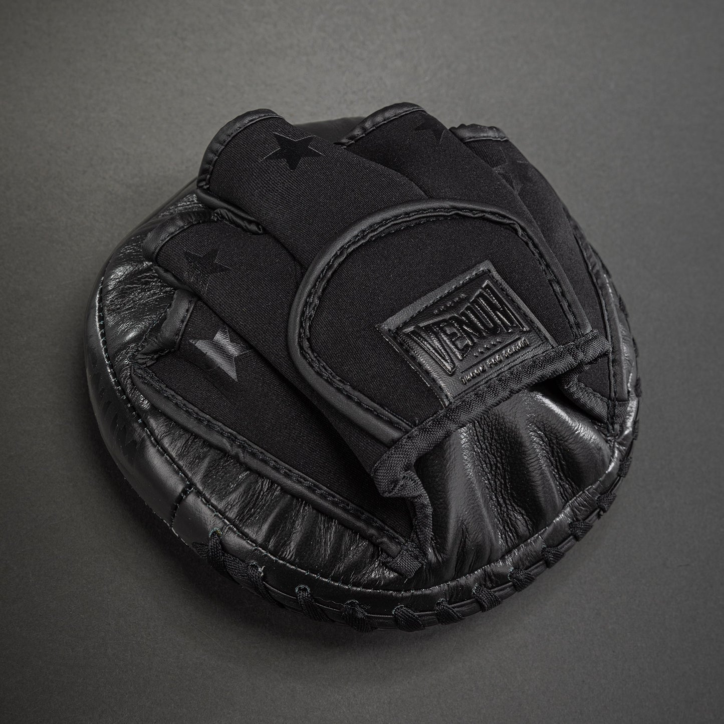 Venum Elite Mini Focus Mitts (Pair) - Black/Black