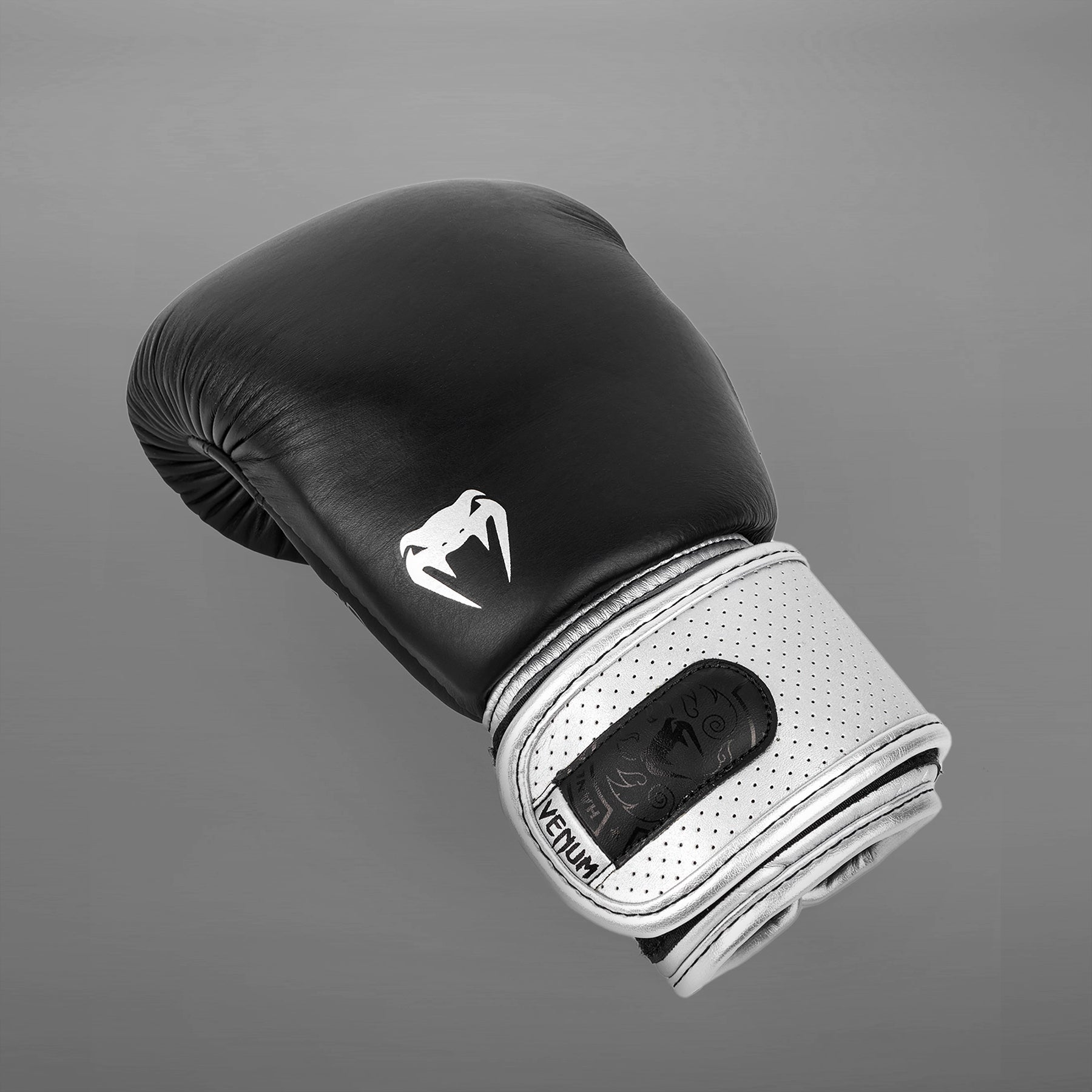 Venum Power 2.0 Boxing Gloves - Black/Silver - Venum Asia