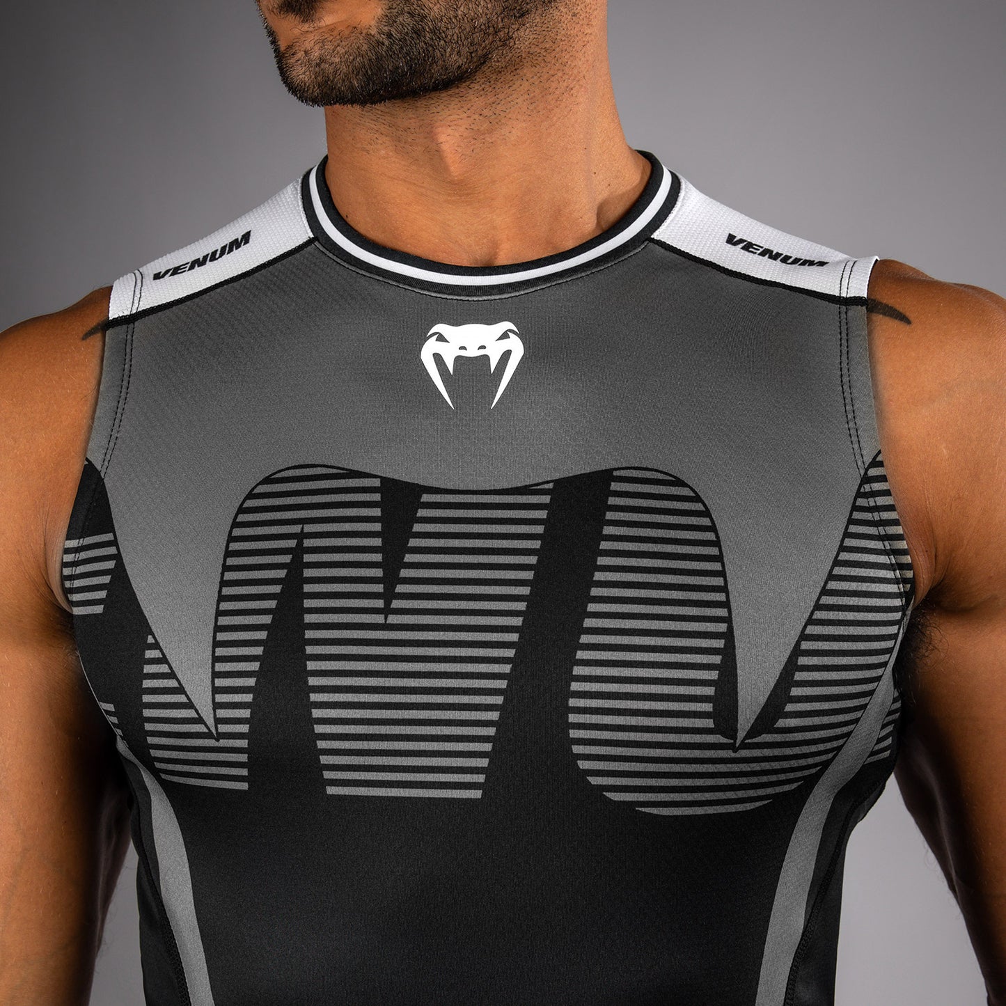 Venum Adrenaline Sleeveless Rashguard - Black/Silver Grey