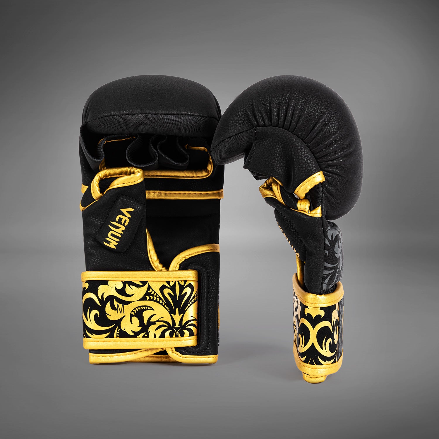 トプリア　グローブ　venum Venum x Topuria Unmatched Edition MMA Sparring Gloves - Black/Gold