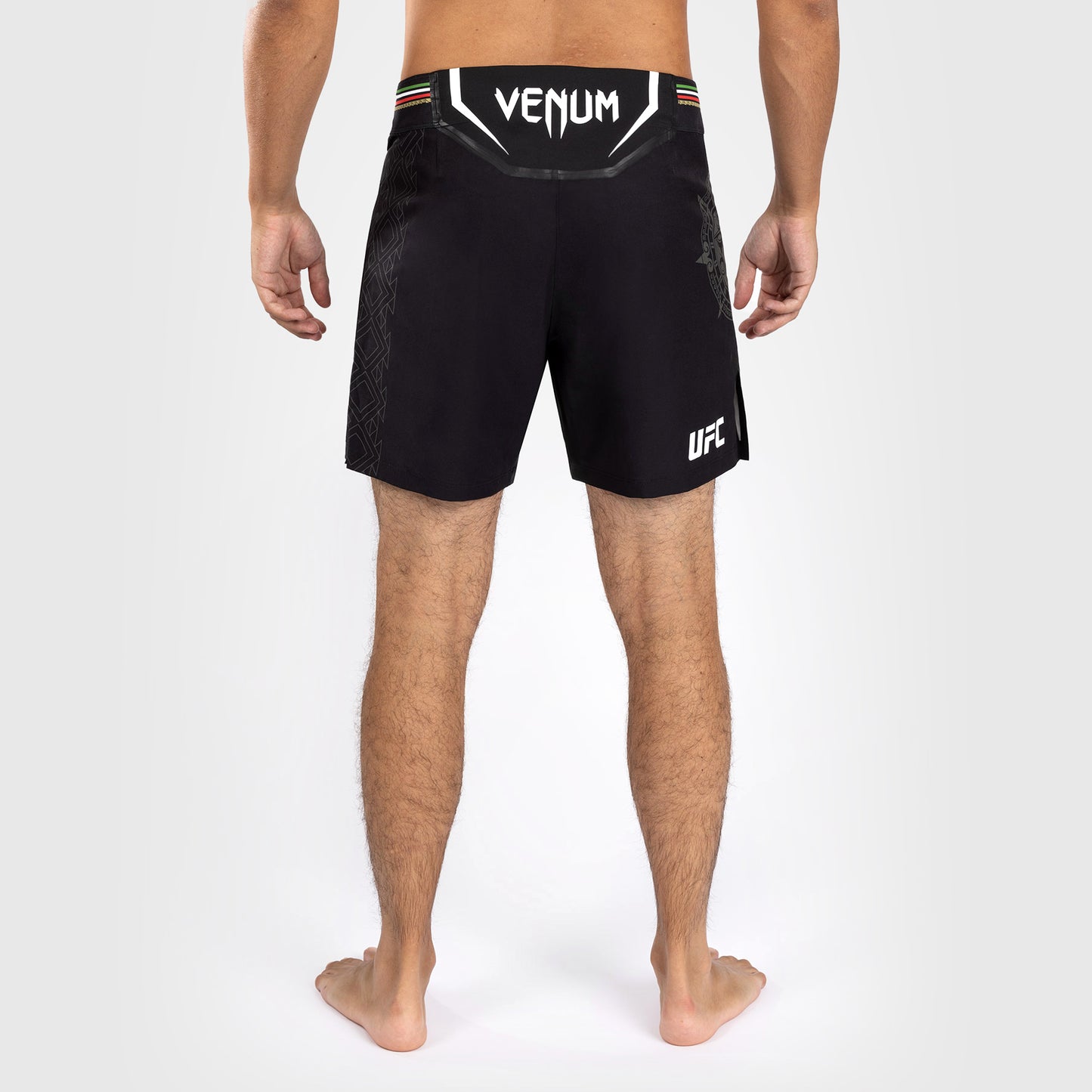 Noche UFC by Venum Authentic Fight Night Men’s Fight Short - Short Fit - Black
