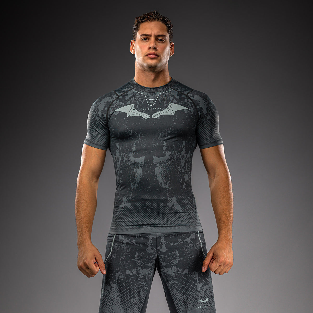 Venum x Batman Short Sleeve Rashguard - Grey