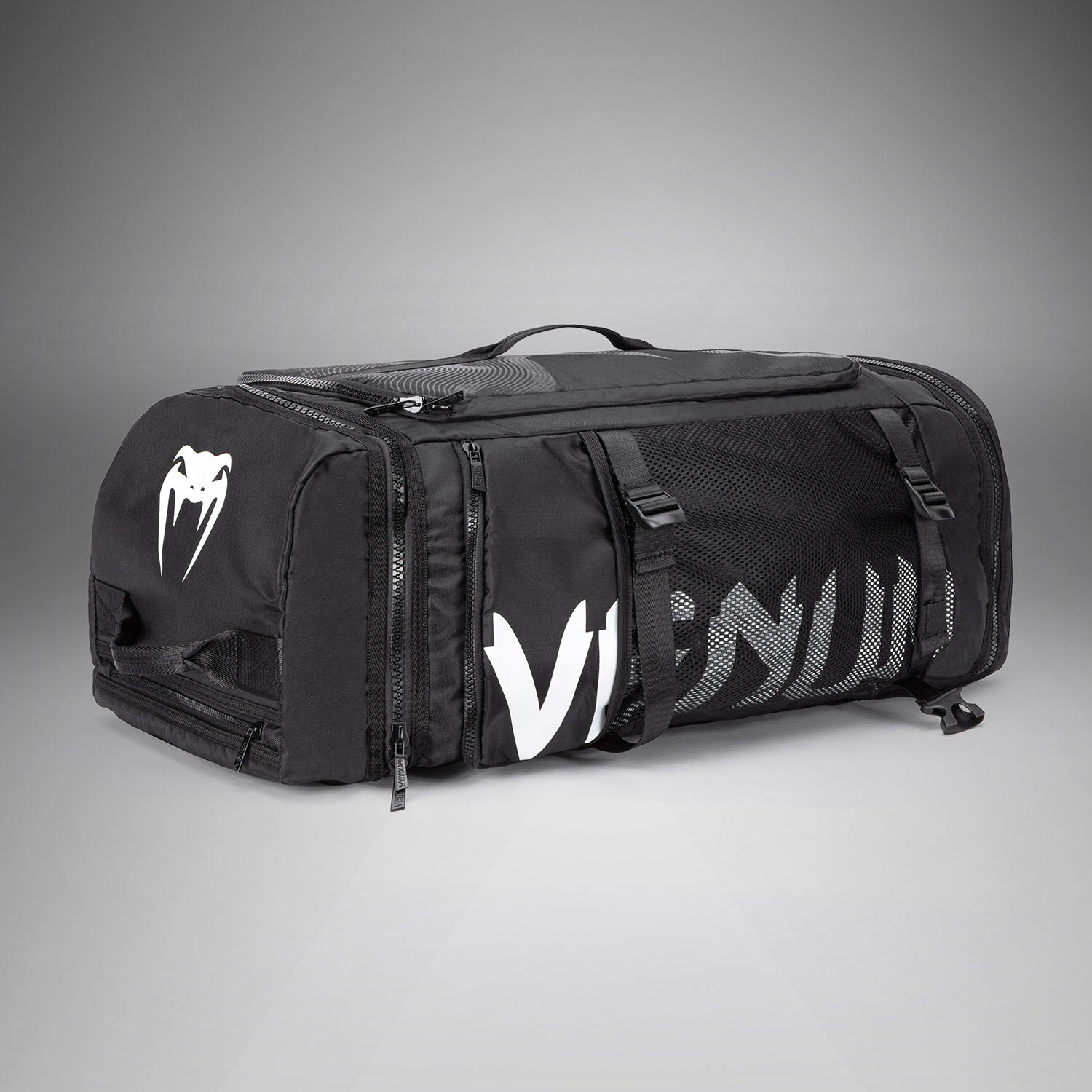 Venum Shockwave コンバーチブルスポーツバッグ 60L ブラック efe45368cc6db7945d78745a1c636b