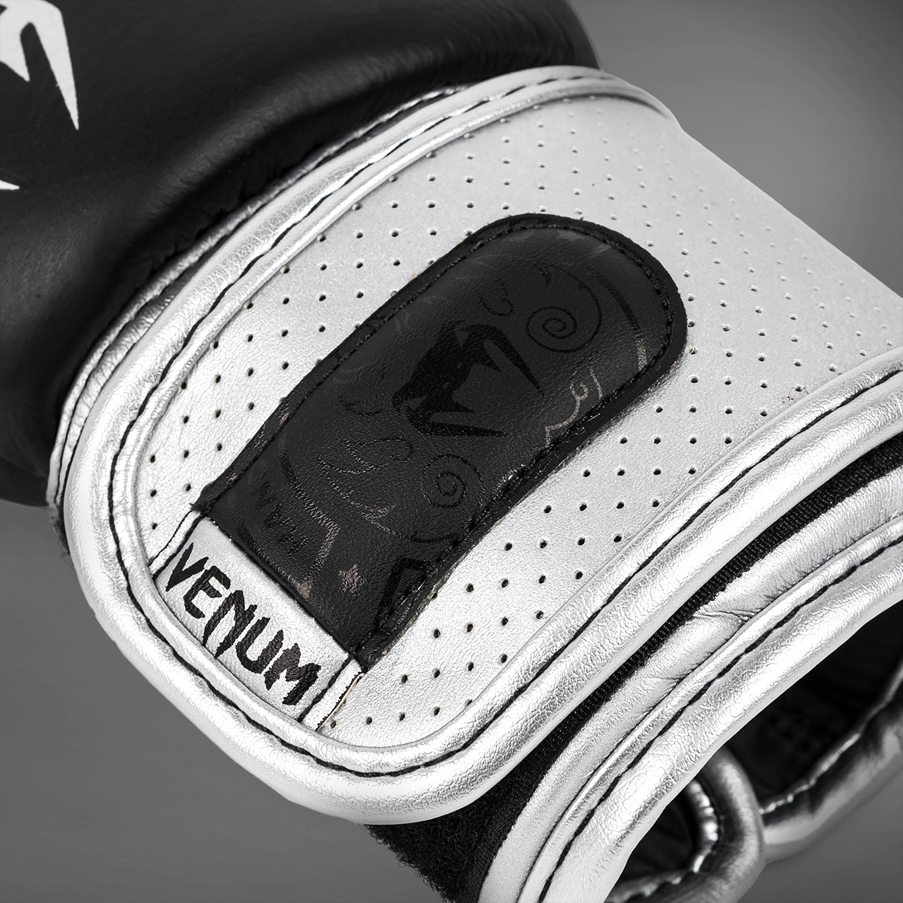 Venum Power 2.0 Boxing Gloves - Black/Silver - Venum Asia