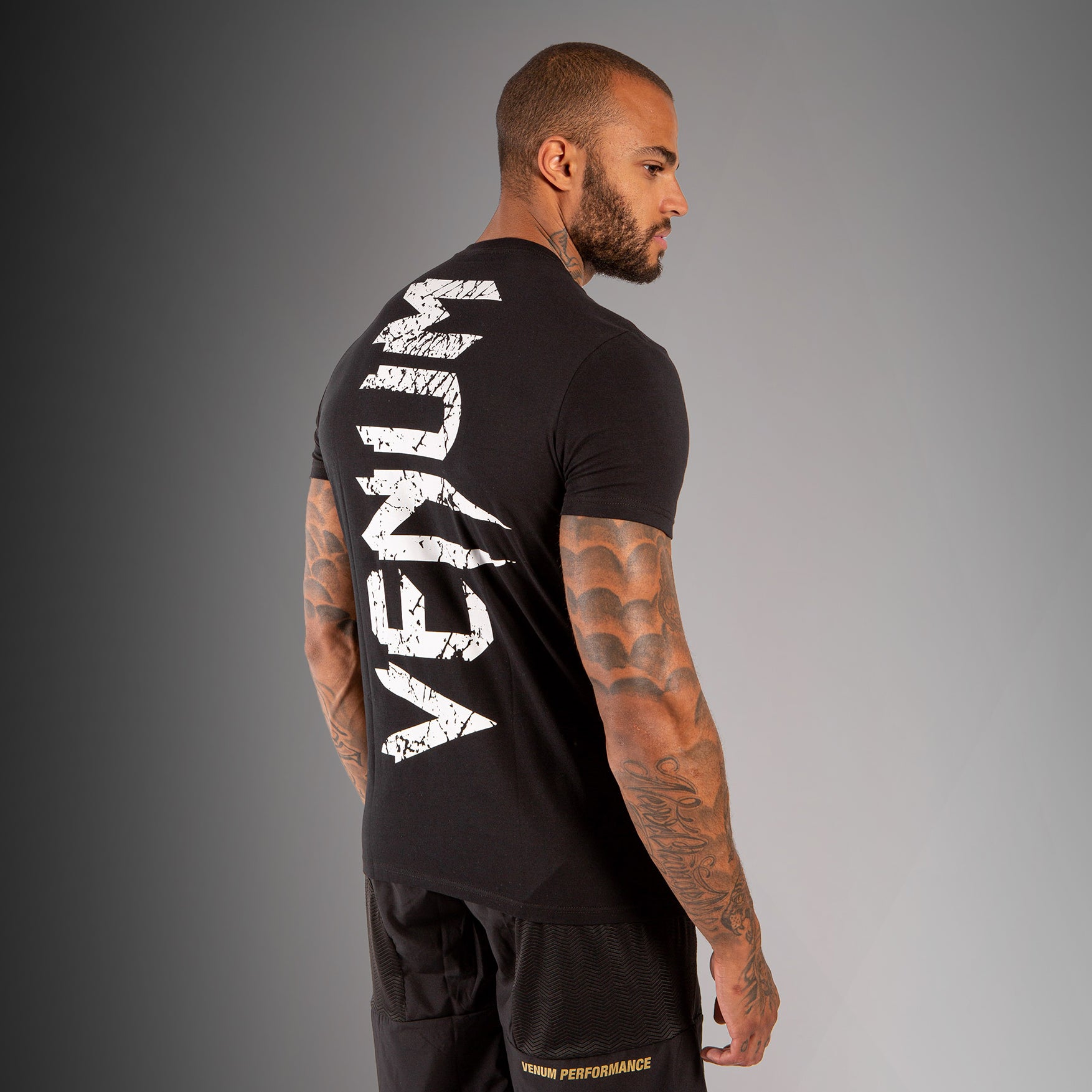 Venum Giant T-shirt - Black - Venum Asia