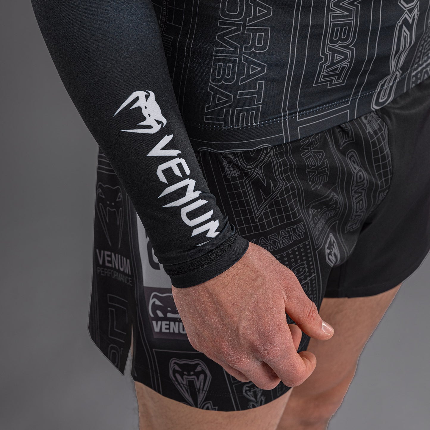 Karate Combat by Venum Long Sleeve Rashguard - Black/Grey
