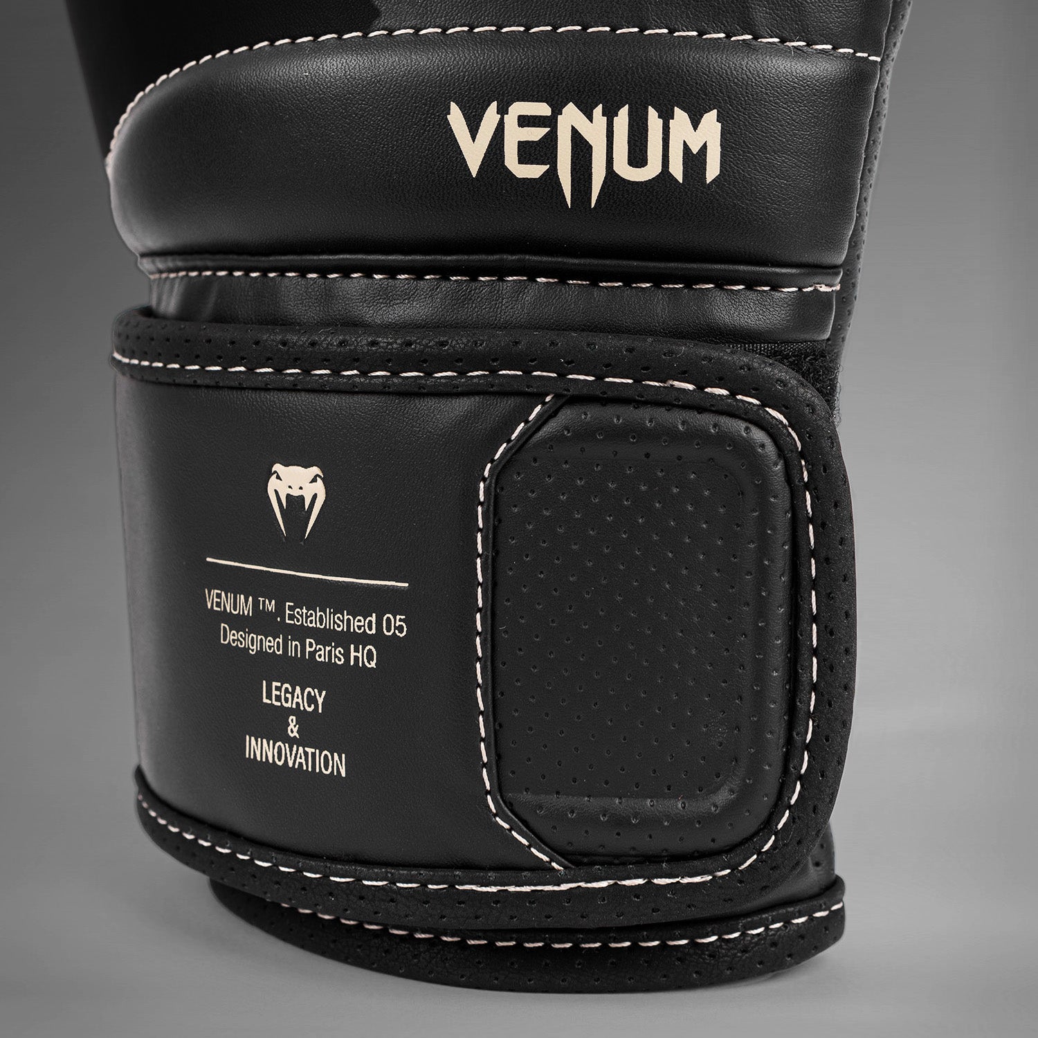 Venum Impact Evo Boxing Gloves - Black - Venum Asia