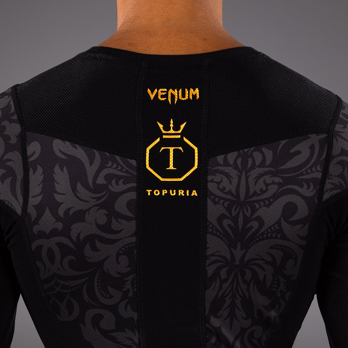 Venum x Topuria Unmatched Edition Long Sleeve Rashguard - Black/Gold