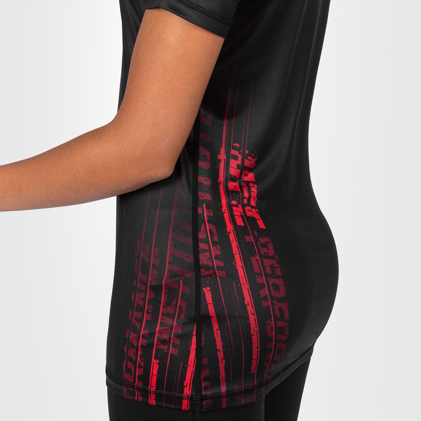 UFC Venum Performance Institute 2.0 Women’s Dry-Tech Shirt - Black/Red