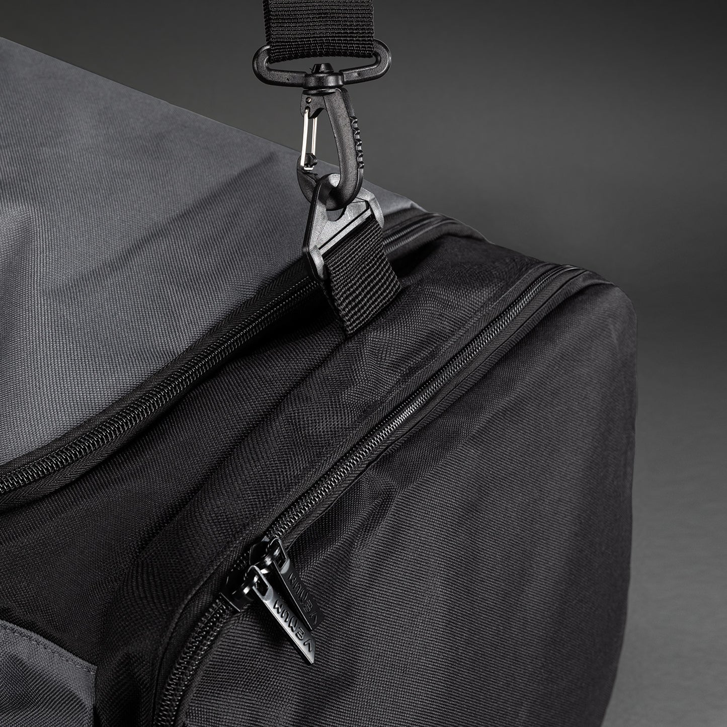 Venum Essential Sports Bags (61L) - Grey/Black