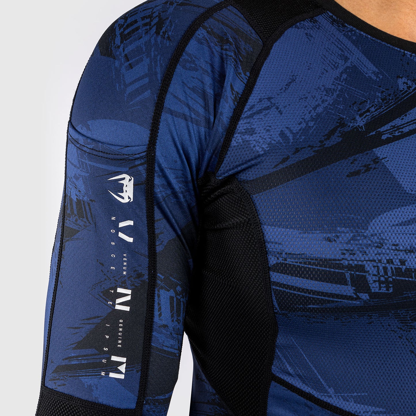 Venum Electron 3.0 Long Sleeve Rashguard - Navy