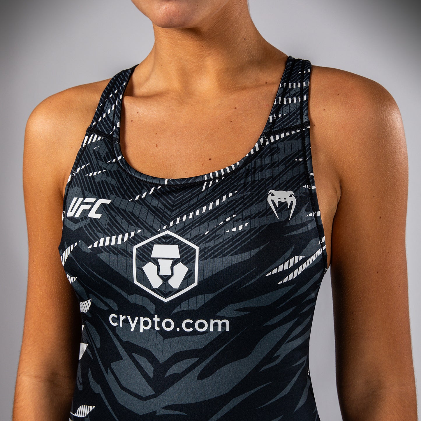 UFC Fusion by Venum Authentic Fight Night Women’s Fitted Tank With Shelf Bra - Black