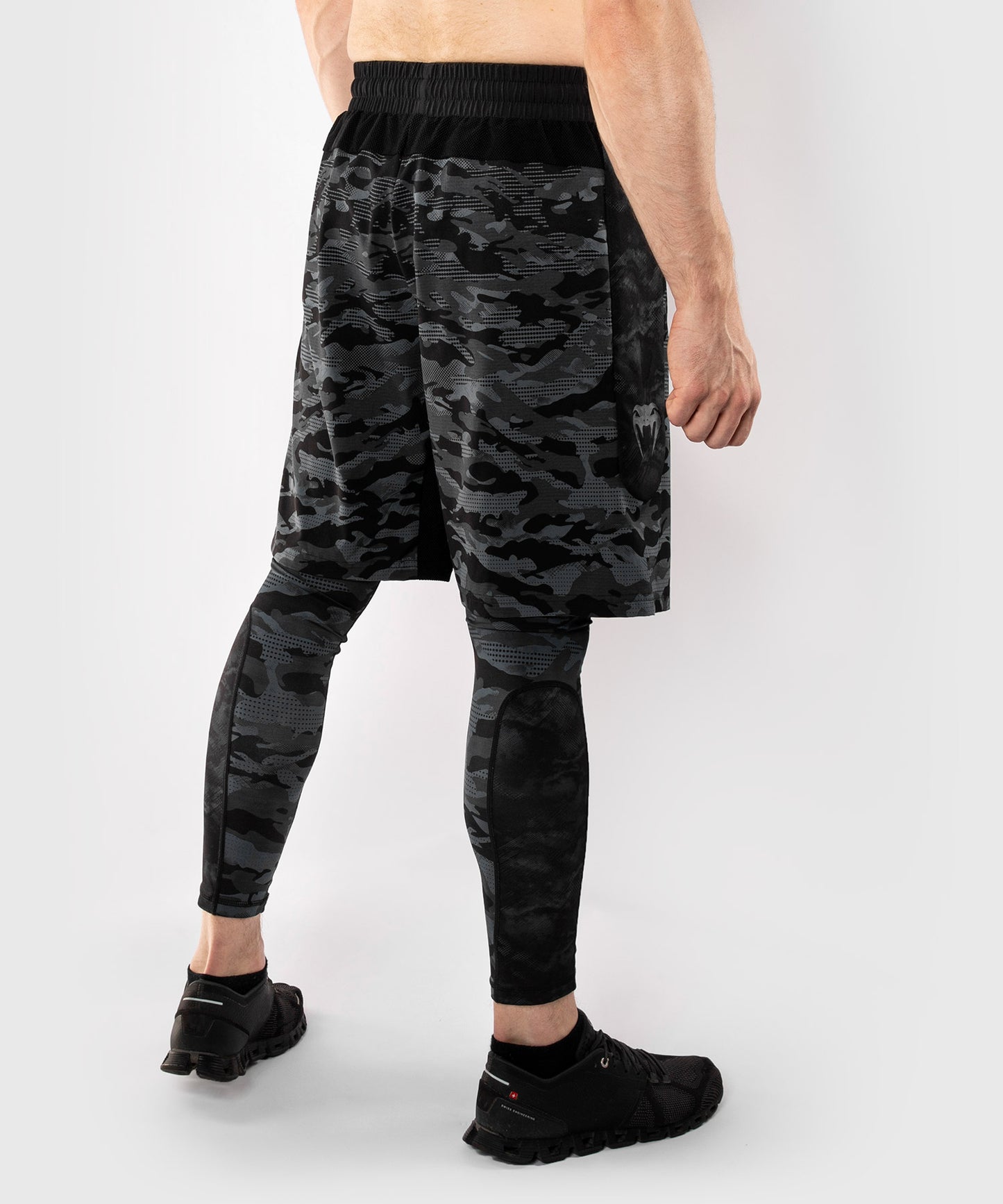 Venum Defender Training Shorts - Dark camo
