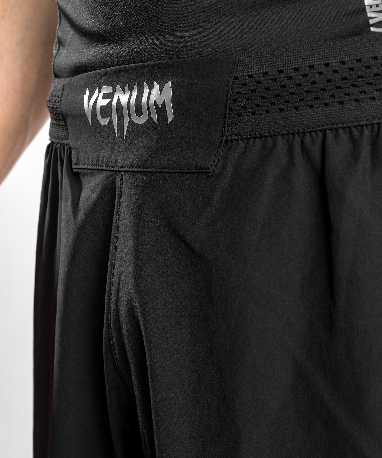Venum Tempest 2.0 Fightshorts – Black/Grey