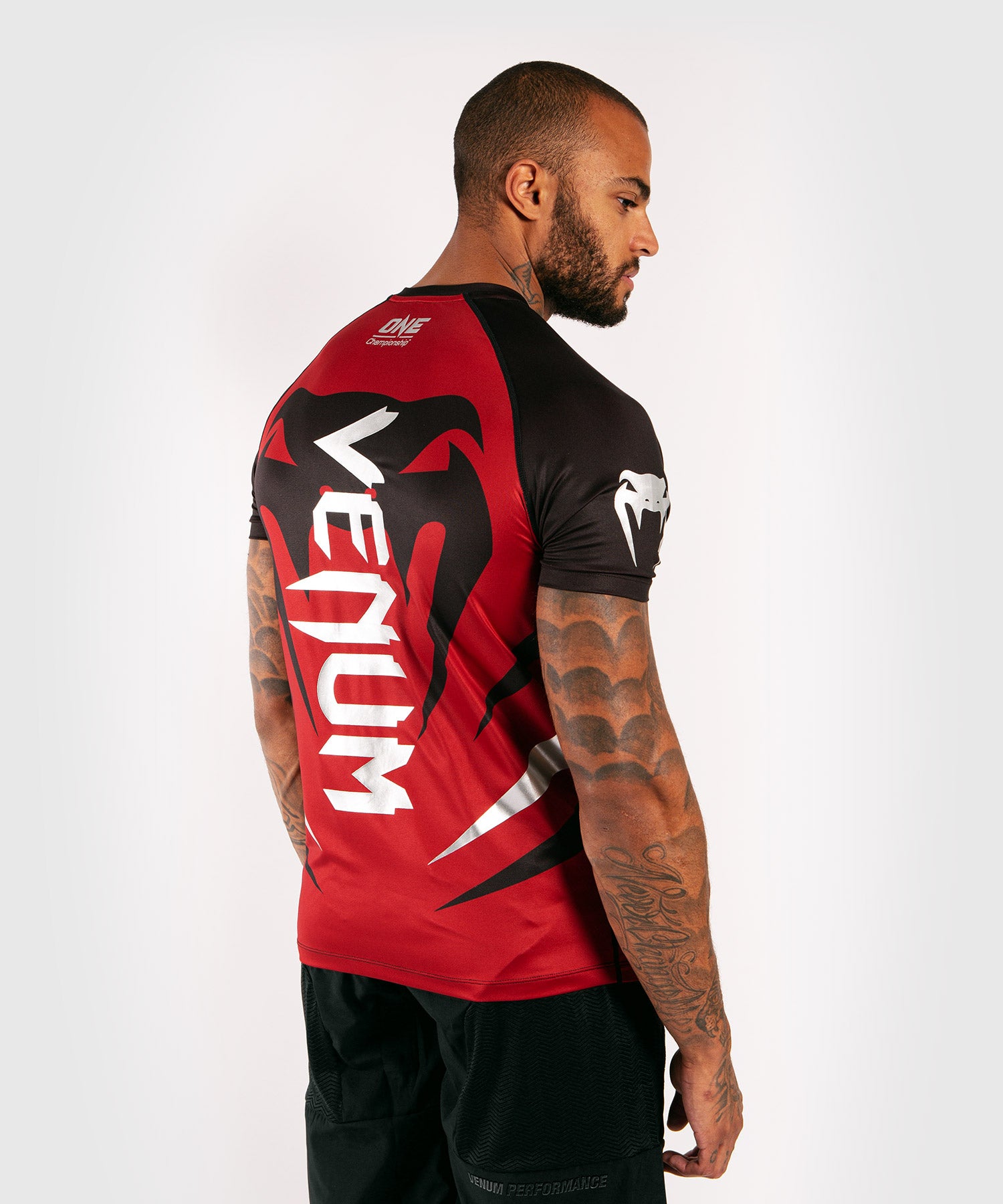 One fc clearance t shirt