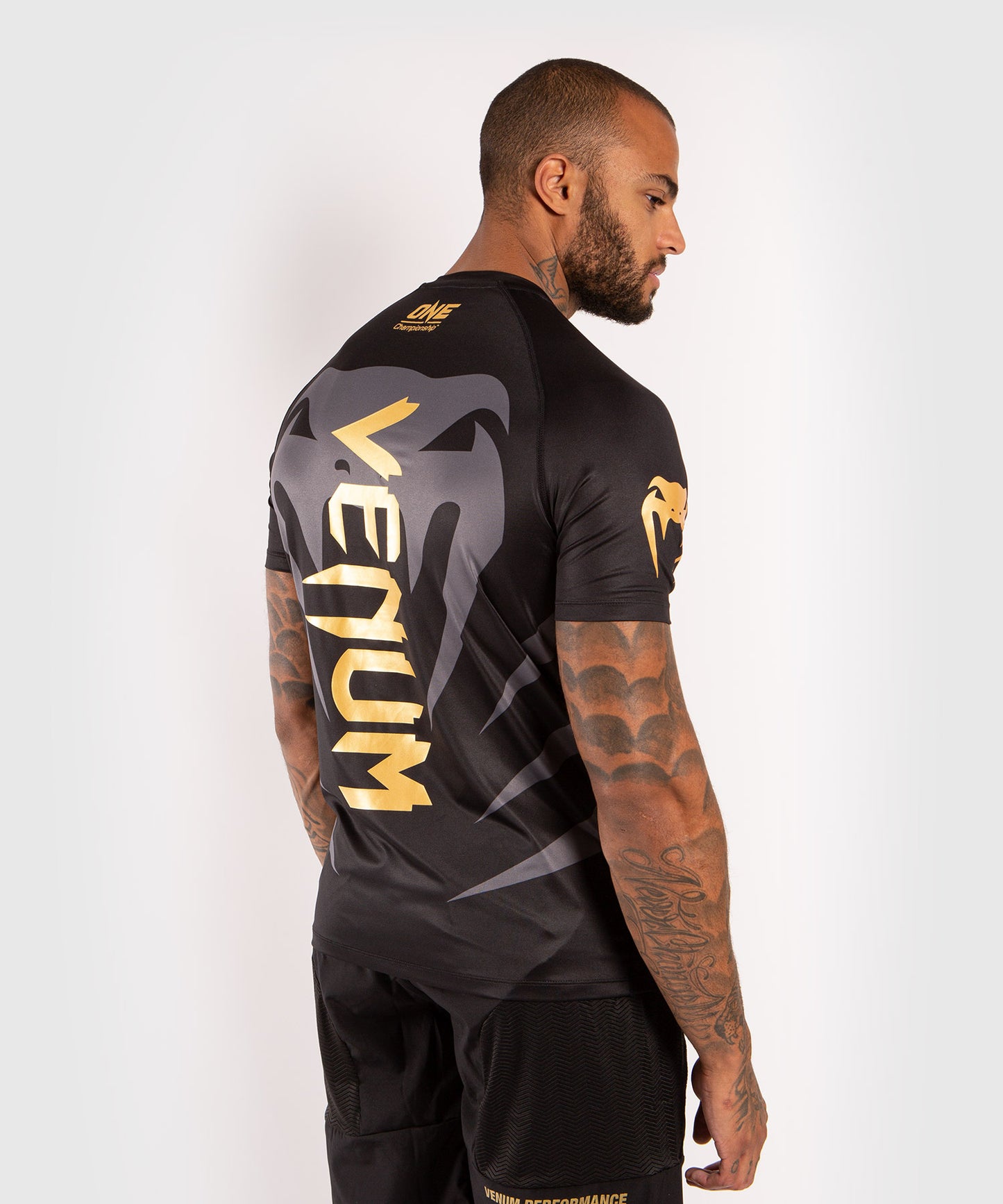 Venum x ONE FC Dry Tech T-shirt - Black/Gold