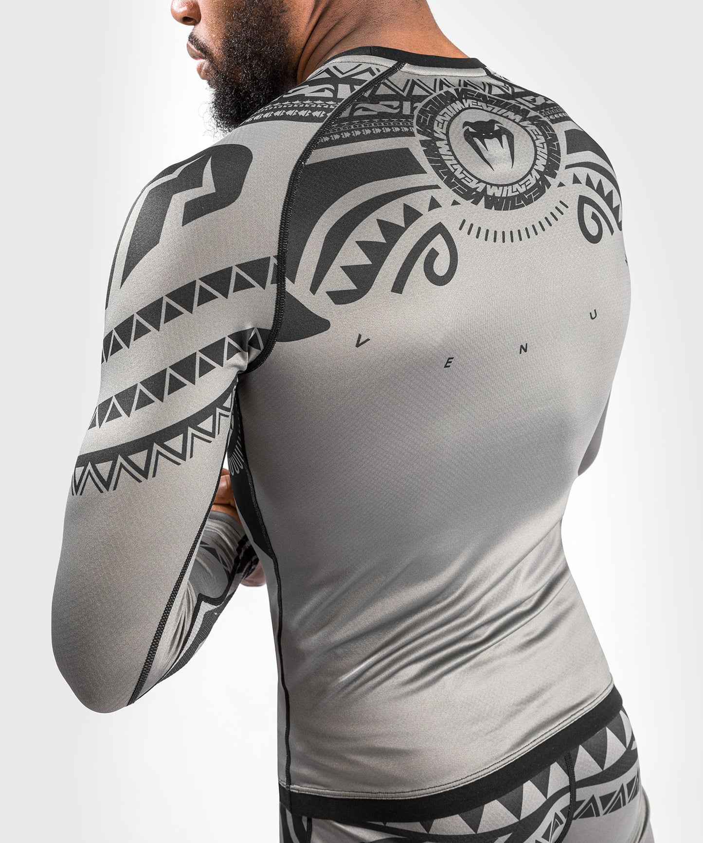 Venum Nakahi Rashguard Long Sleeves (Grey)