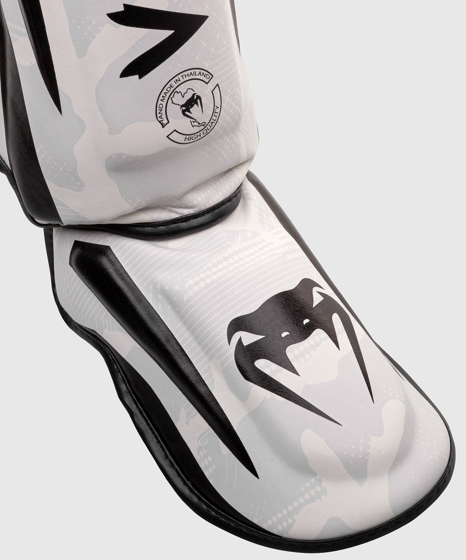 Venum muay thai shin deals guards