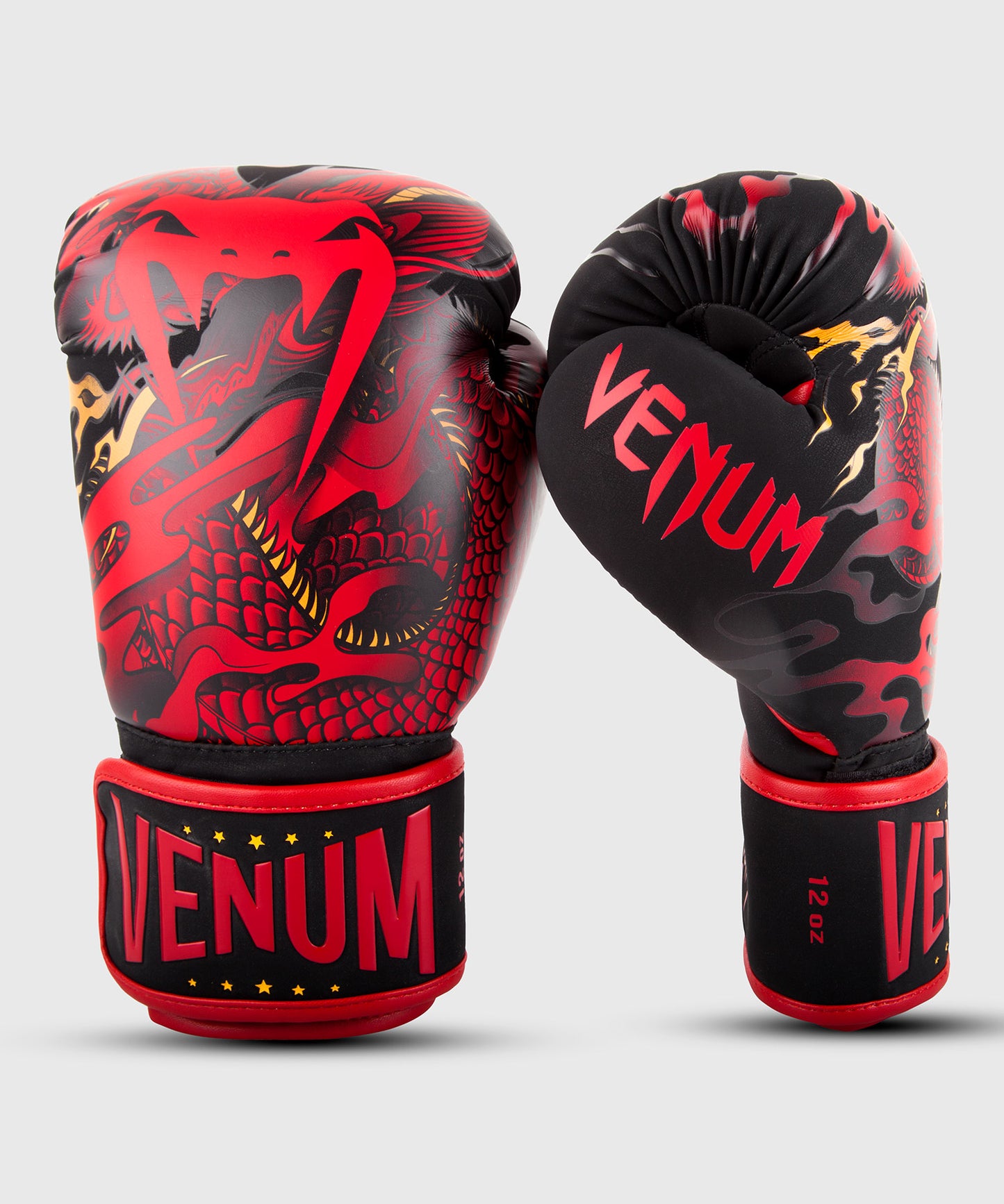 Venum Venum Phantom Boxing Gloves/Red - 10 Oz VE-04700-100-10OZ
