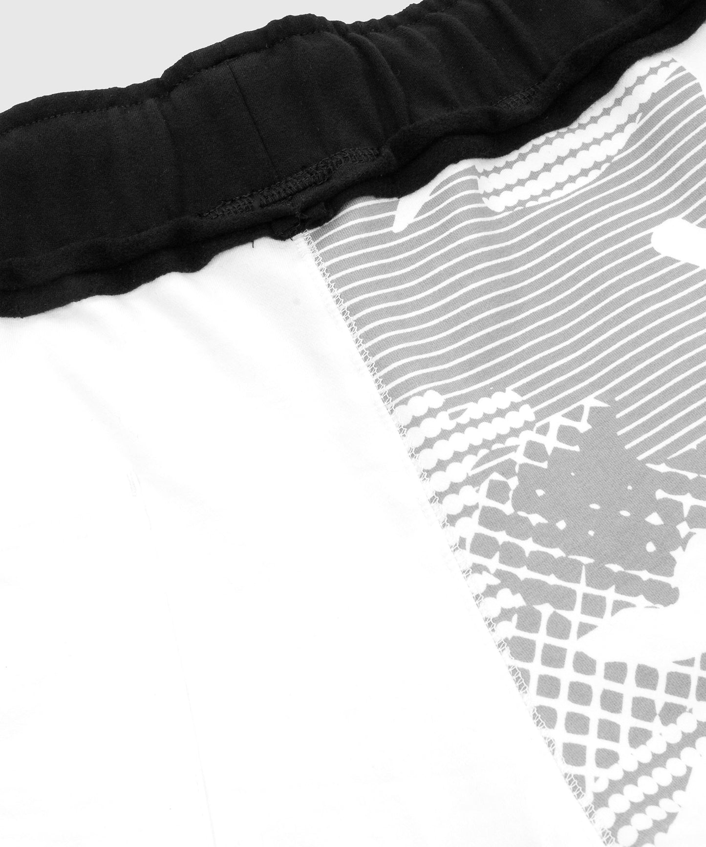 Venum Assault Cotton Shorts - White/Black